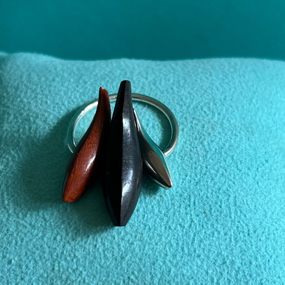 🌸🌸 Authentic Tiffany & Co. RARE Frank Gehry Fish Ring - Picture 8 of 16